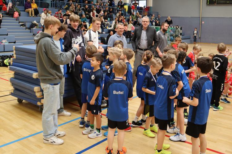 Siegerehrung der Minis und F-Jugend mit Dr. Andreas Groß